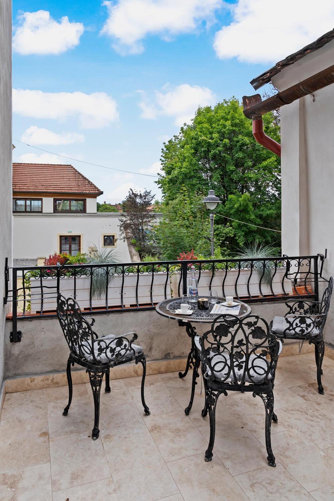 Gela'S Terrace Apartment Sibiu Eksteriør billede